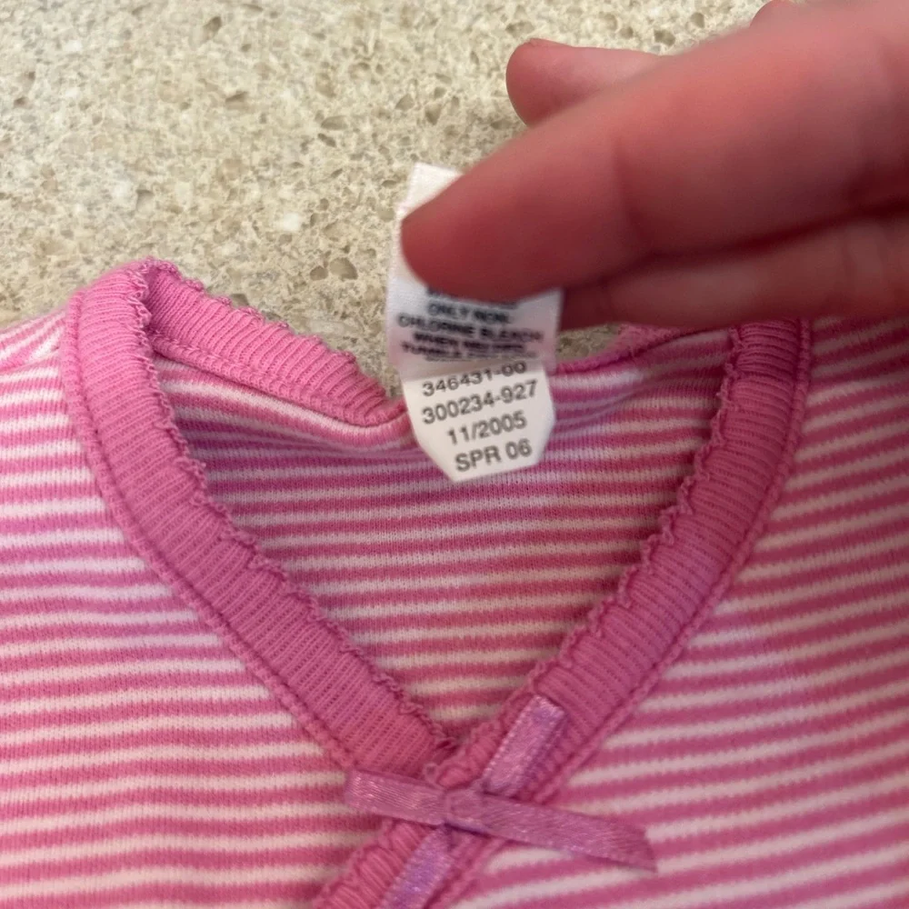 Vintage Y2K 2006 Baby‎ Gap Pink Striped Button Long Sleeve Onesie